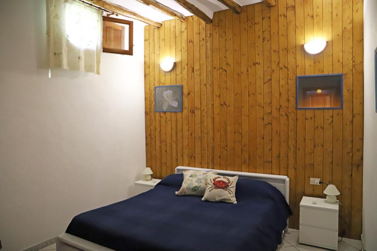 Casa Vacanze Lorenzo Villa Malfa  Bagian luar foto
