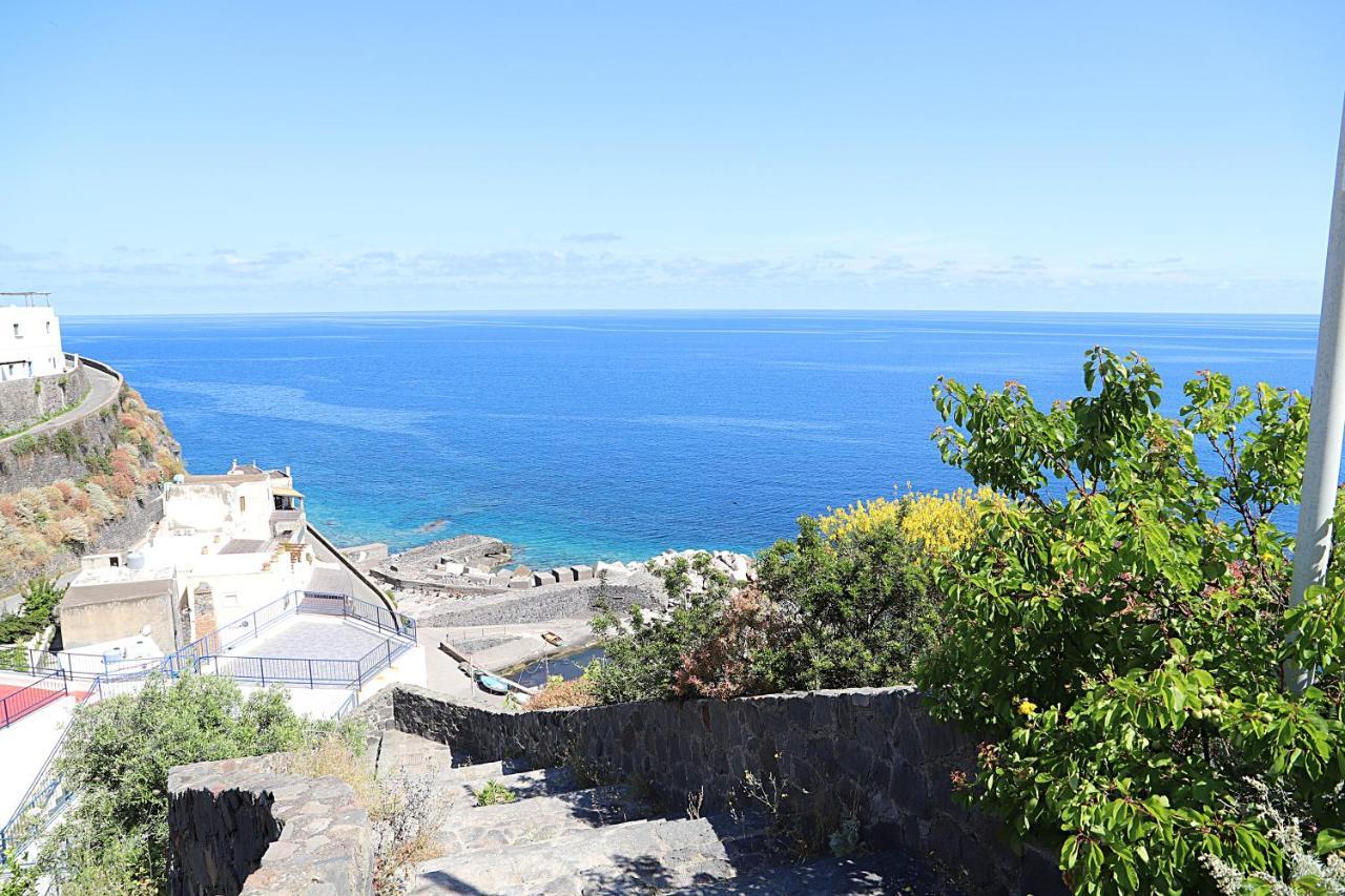 Casa Vacanze Lorenzo Villa Malfa  Bagian luar foto