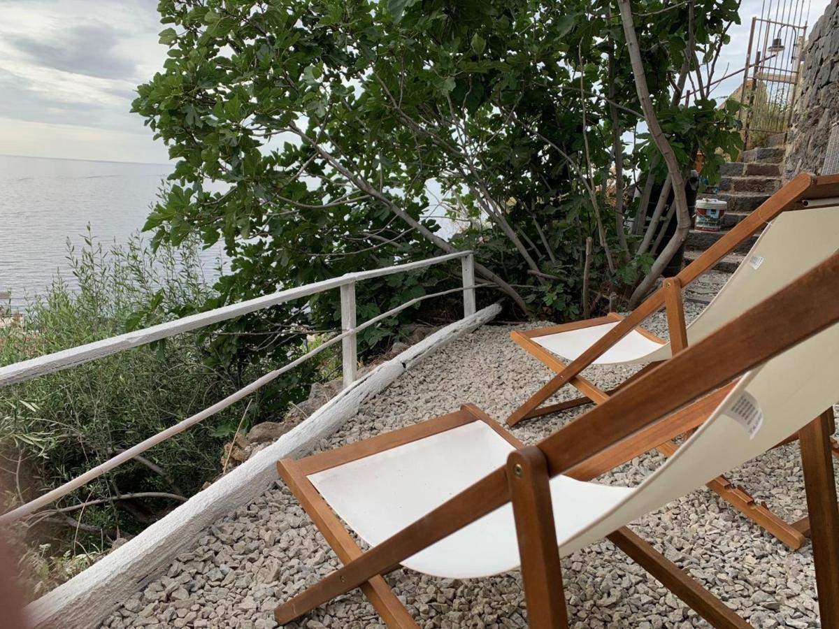 Casa Vacanze Lorenzo Villa Malfa  Bagian luar foto