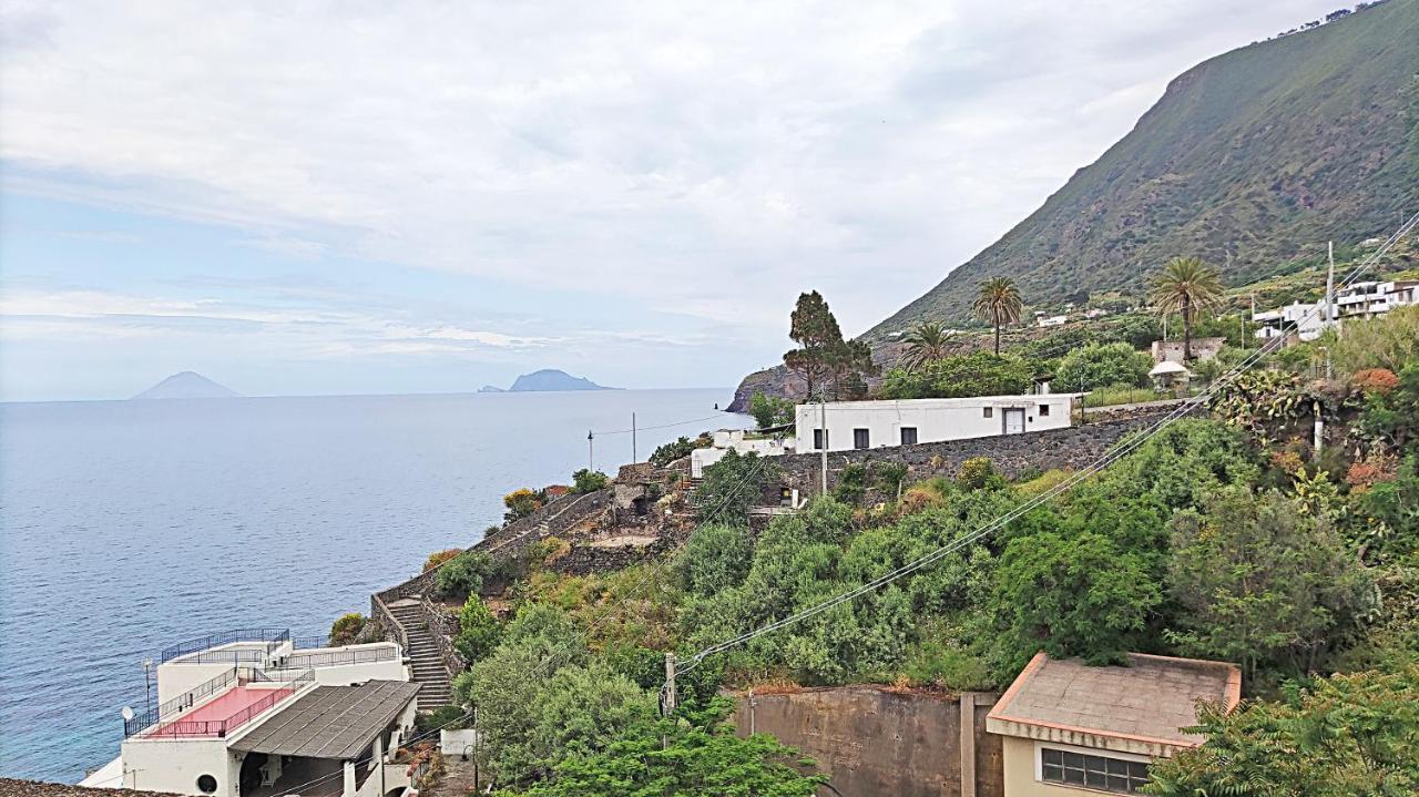 Casa Vacanze Lorenzo Villa Malfa  Bagian luar foto